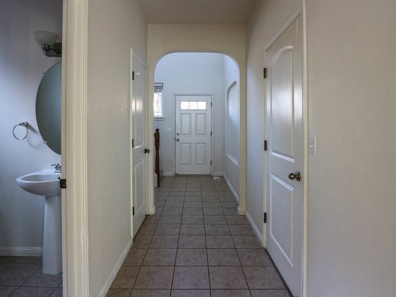 2nd image of 613 NE 143rd St