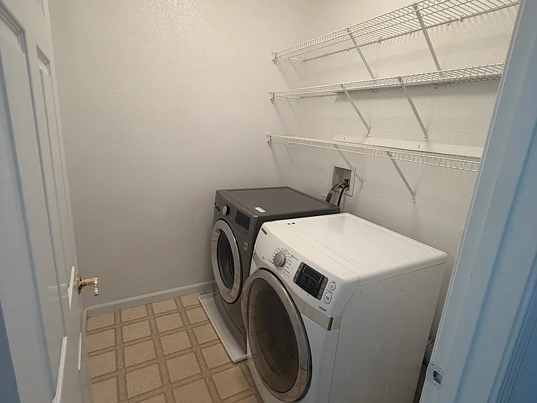 27 Swinford Ct — Photo 14