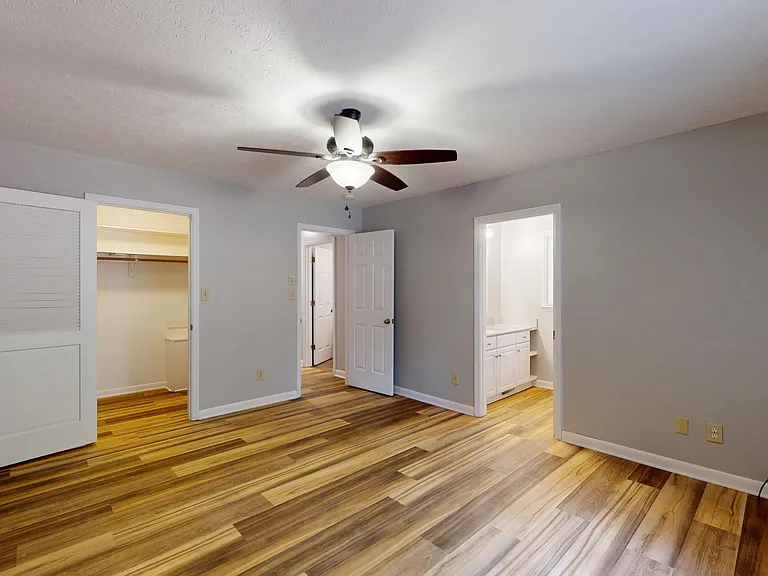 8 Shadow Dr — Photo 23