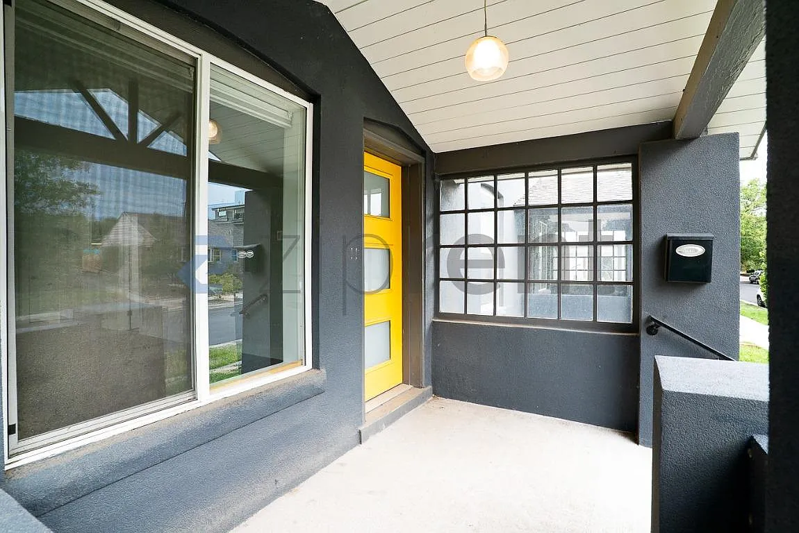 Breenlow Sub — Photo 4