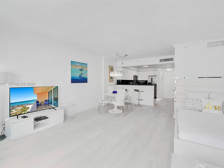 2501 S Ocean Dr #905 — Photo 3