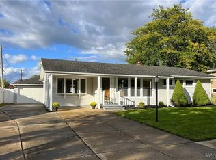 64 Sweet Briar Rd, Tonawanda, NY 14150