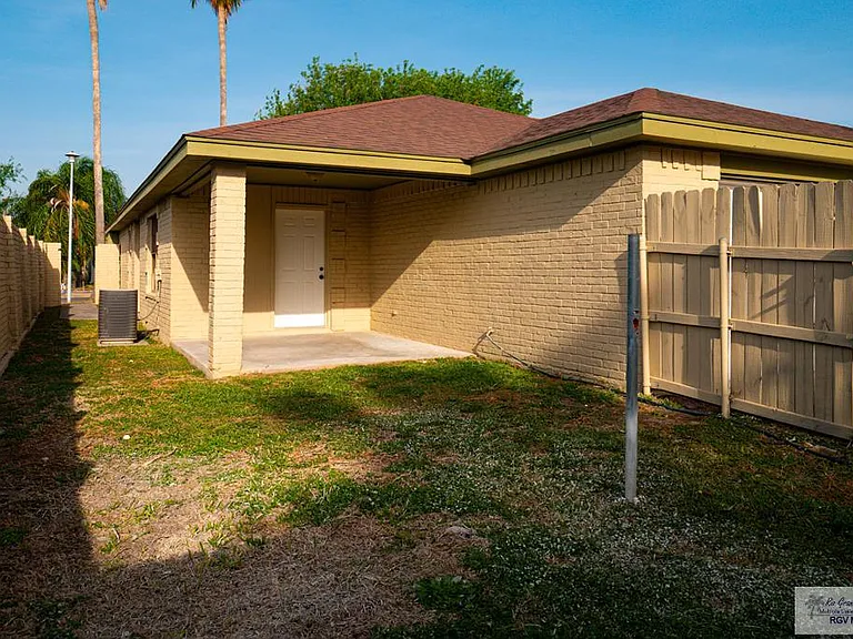 23919 Ellie Ln — Photo 12