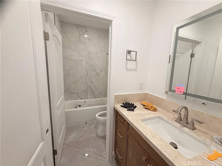 2634 Hannah Creek Ln — Photo 32