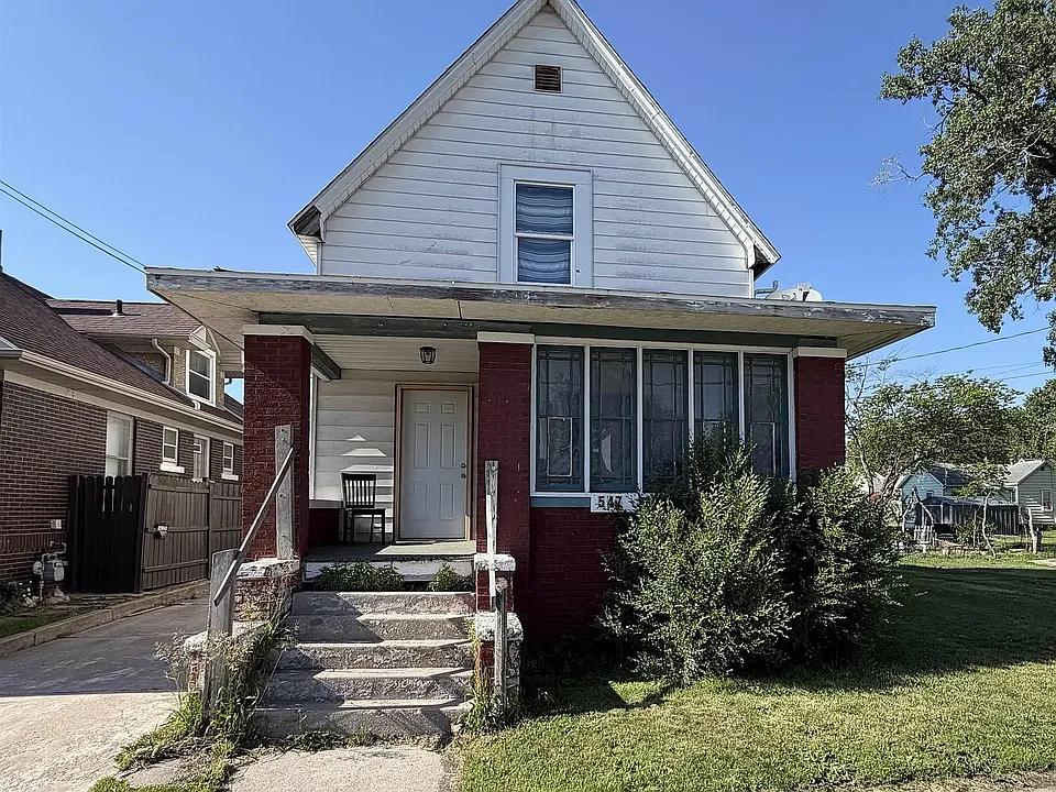 547 E South St