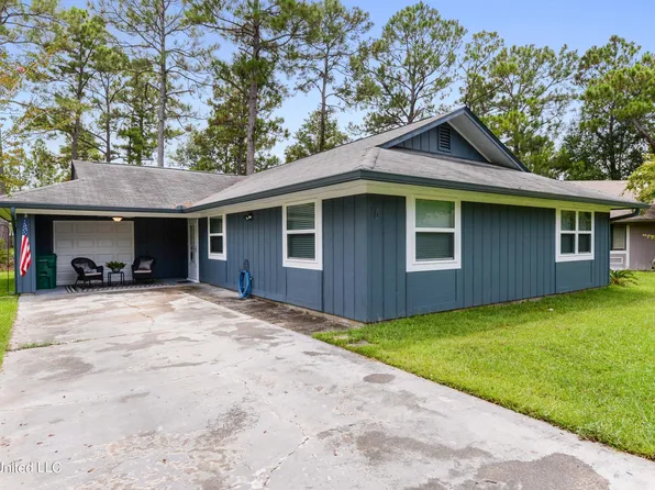 6 Pecan Rdg, Diamondhead, MS 39525