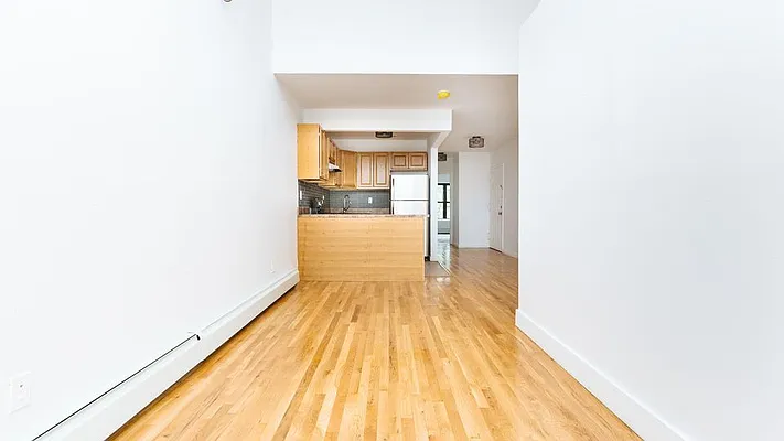 Rented by Nooklyn NYC LLC | media 11