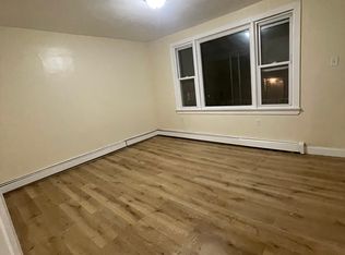 33 W 18th St FLOOR 2, Bayonne, NJ 07002