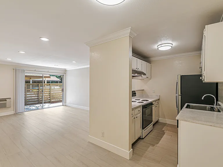 Santana Place — Photo 15
