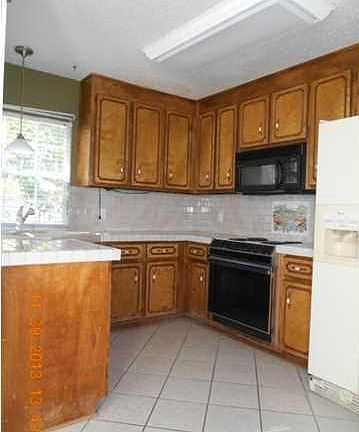 3rd image of 4103 Argenta Way