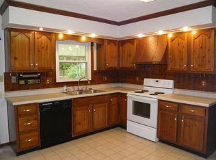 2266 Cobblestone Ct, Dayton, OH 45431