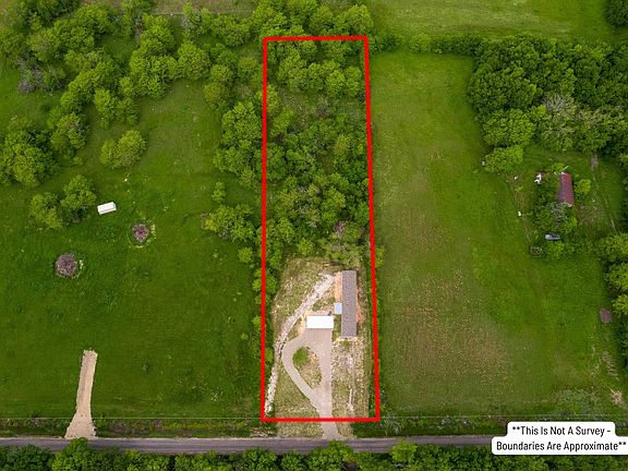 2nd image of 4815 County Road 4744