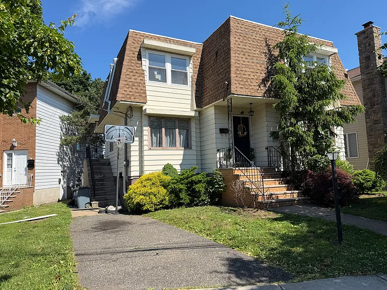133 Jay Ave #2 — Photo 1