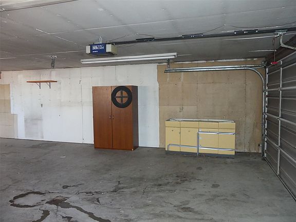 5th image of 1807 Townsend Ave