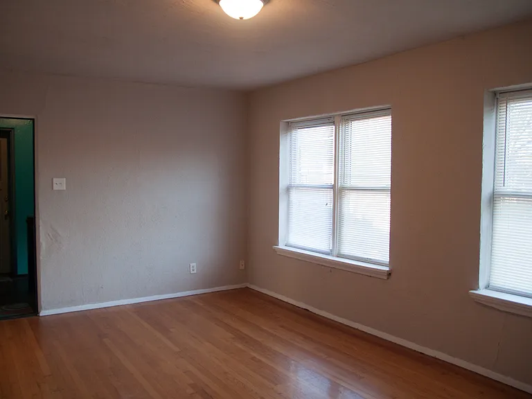 3440 Delor St — Photo 2