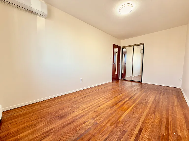 185 Oxford St #2 — Photo 12