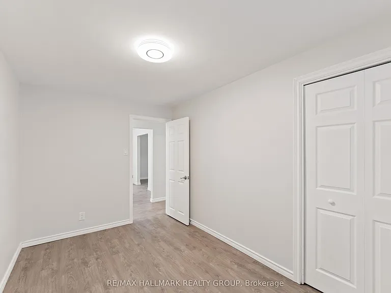 6876 Notre Dame St #B — Photo 25