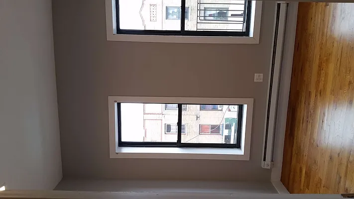 Rented by Signature Property Realty | media 32