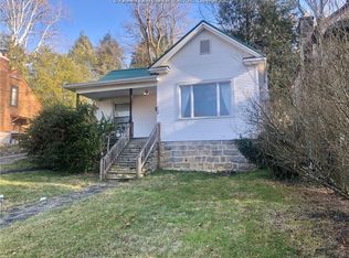 1134 Hickory Rd, Charleston, WV 25314