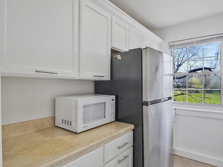1244 Savannah Pl SE #B — Photo 17