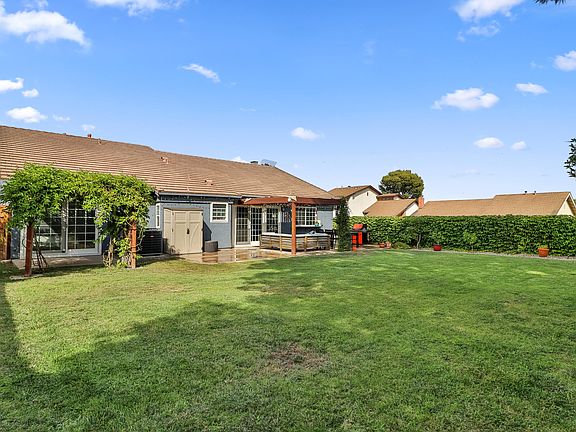2nd image of 2884 Eagle Heights Ct