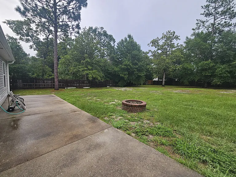 8654 Heirloom Dr NE — Photo 16