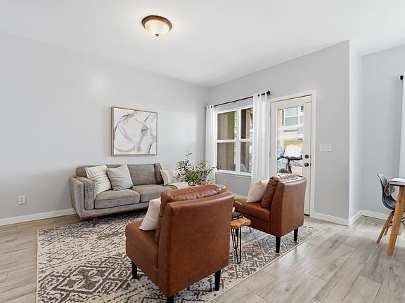 3rd image of 14871 S Treseder St