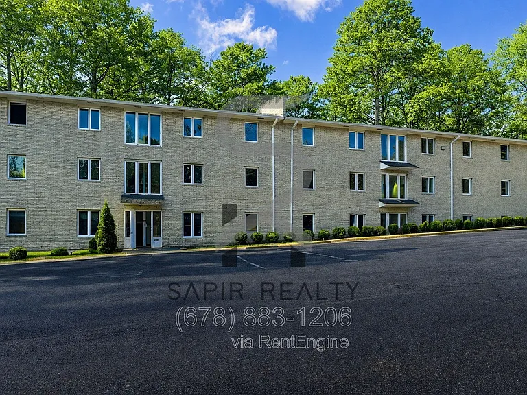 166 Anderson Ave NW #B08 — Photo 1