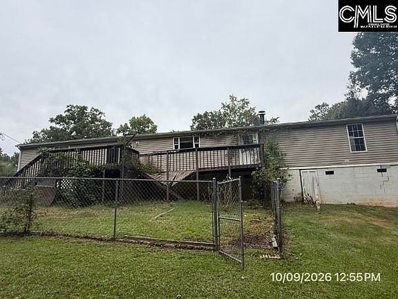 3rd image of 97 Riding Ridge Rd
