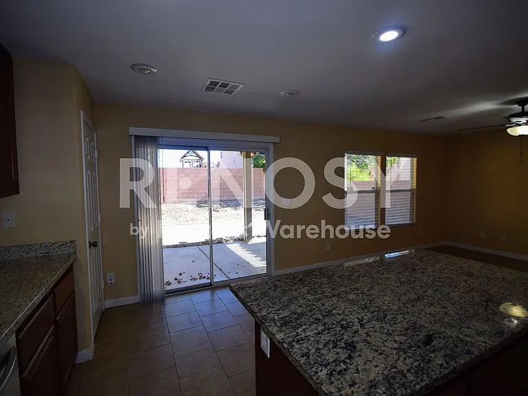 5333 Iron Crossing Ave — Photo 38