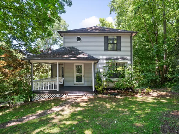 548 Ridgecrest Dr, McMinnville, TN 37110