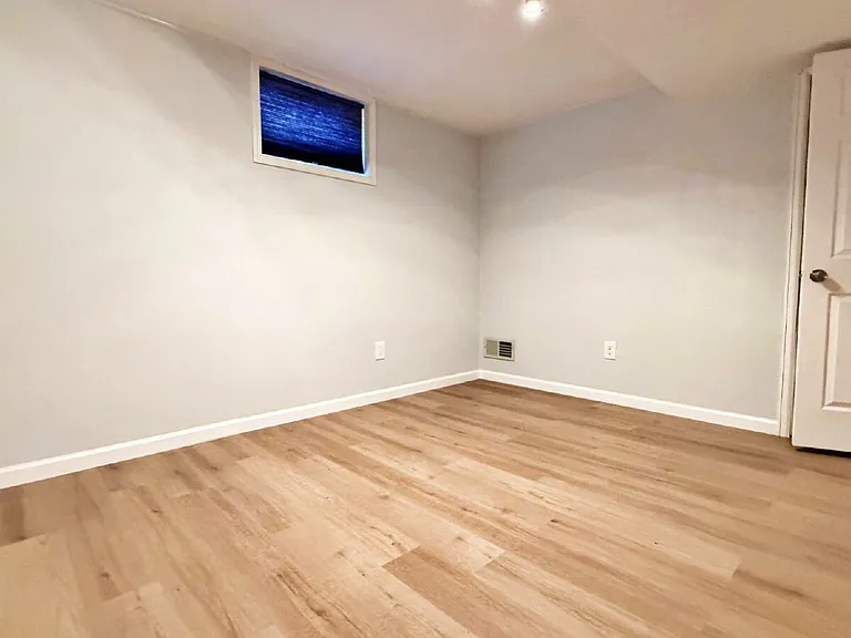 6764 Hillridge Pl — Photo 35
