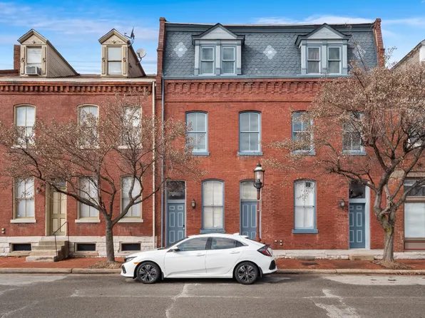 1703 S 11th St APT D, Saint Louis, MO 63104