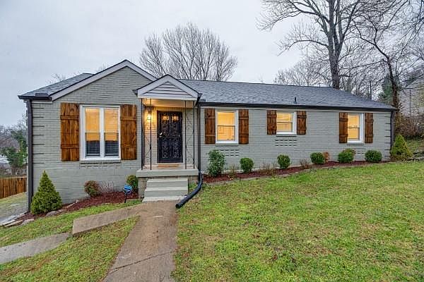 Woodbine Duplex available now! This is for the upstairs (totally separate & private).