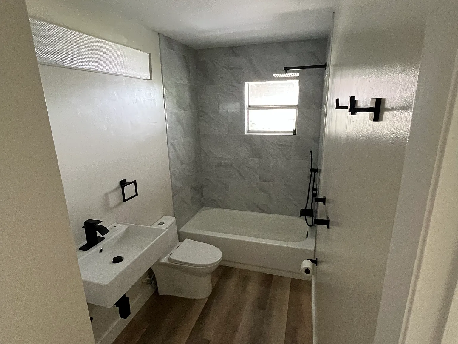4956 Harbor Villa Ln — Photo 3
