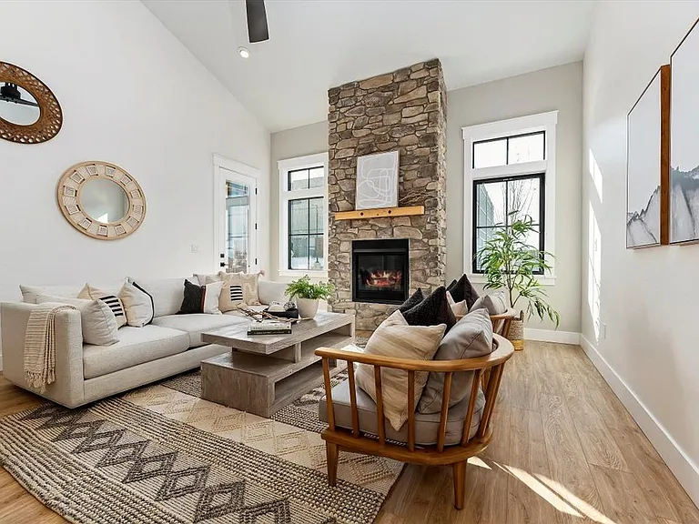 4291 W Bay Oak Ln — Photo 4