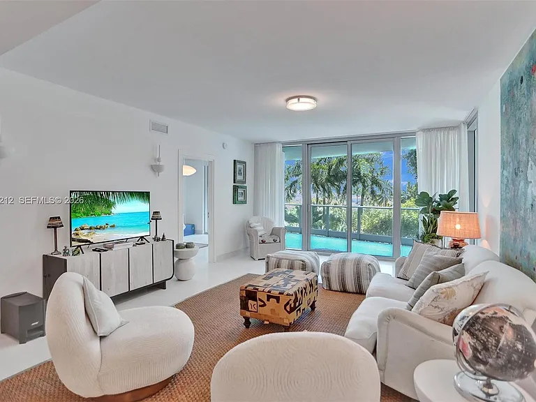 2627 S Bayshore Dr #506 — Photo 3