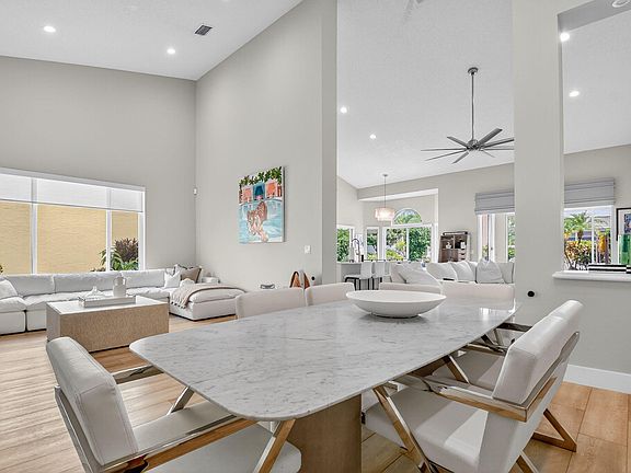 4th image of 8385 Horseshoe Bay Road