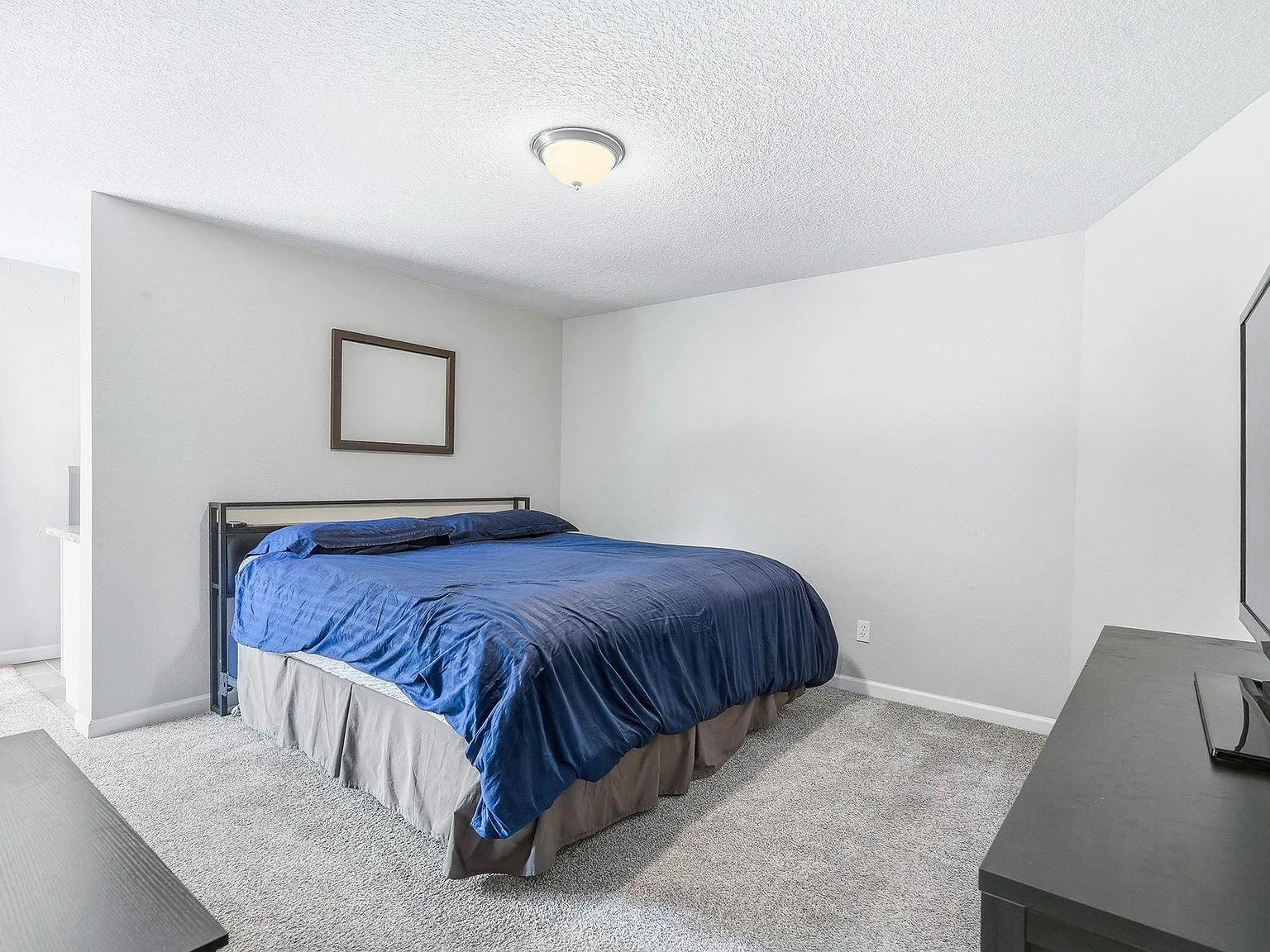 4 bed, 2.0 bath, 1558 sqft, $1,707 — Photo 2
