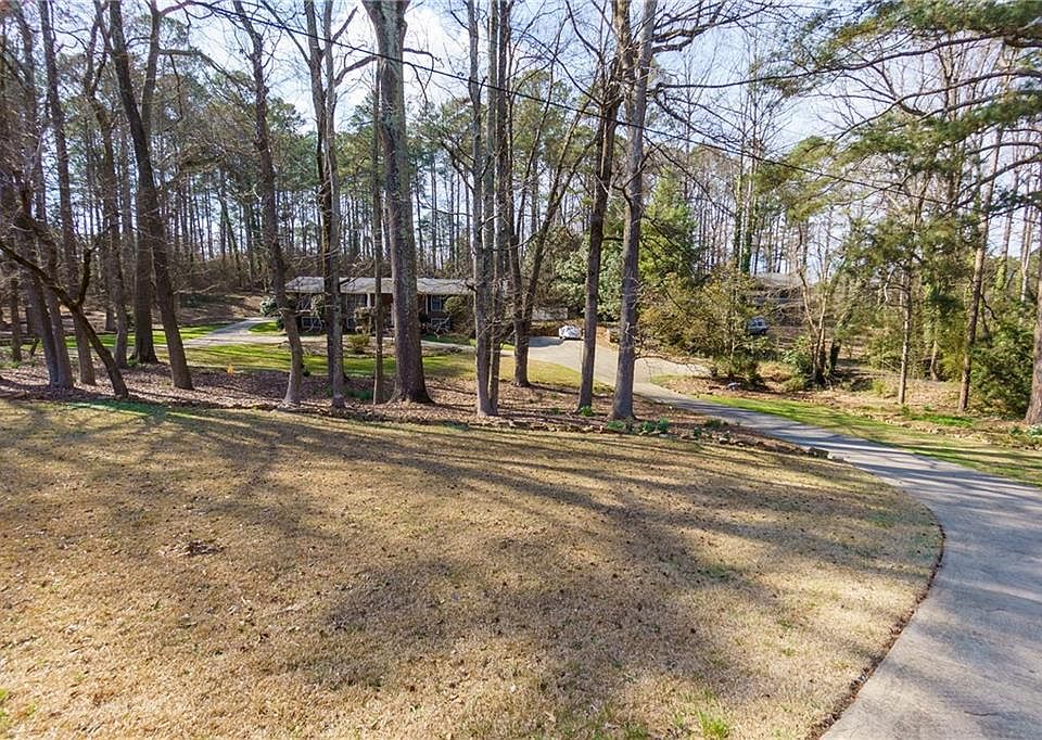 1st image of 5075 Deen Rd #14