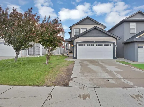 25 W Marthas Meadow Pl NE, Calgary, AB T3J 4H6