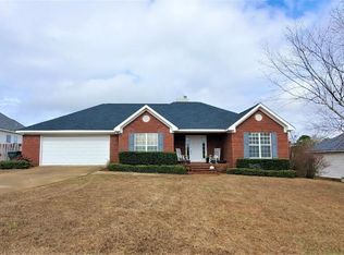 203 Tiffany Dr, Dothan, AL 36301
