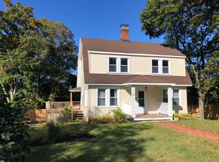 21 Greylock St, Lee, MA 01238