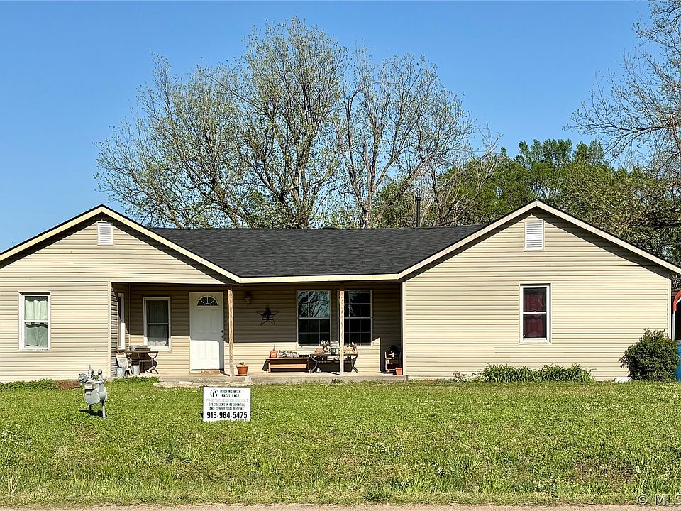 1st image of 1038 S Little Ave