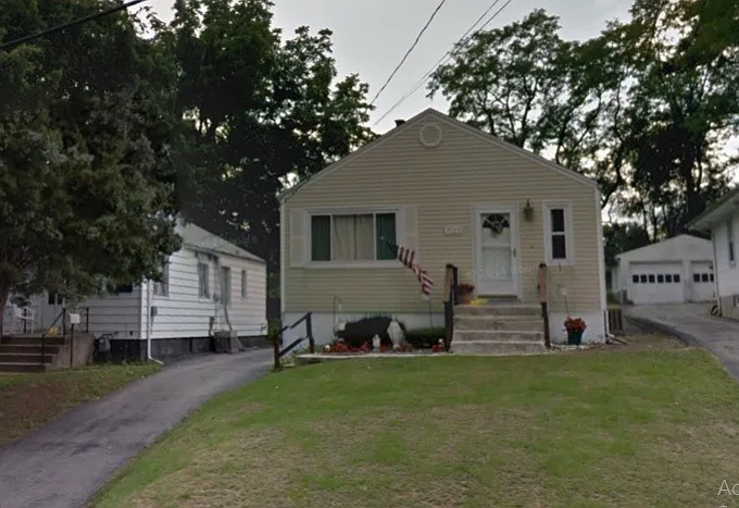 7152 Beulah Ave photo 1