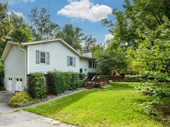 2493 Seneca Trl, Duluth, GA 30096