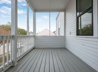 3318 S Saratoga St #202, New Orleans, LA 70115