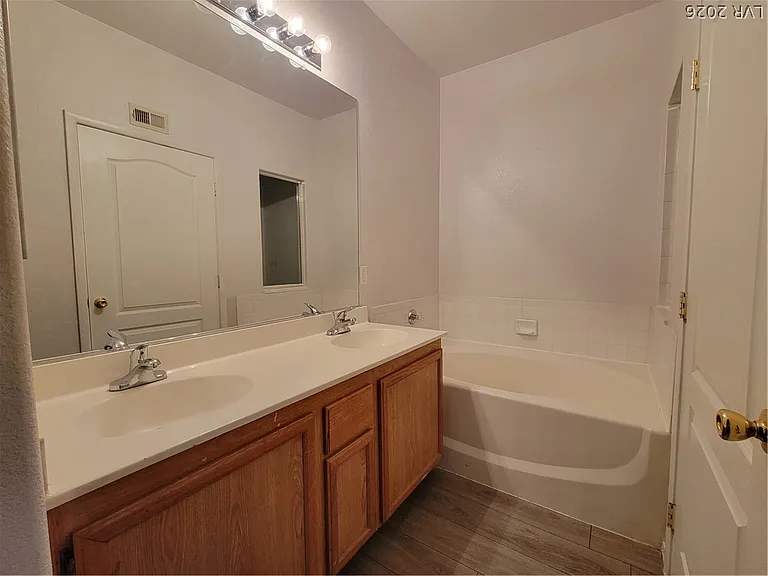 1505 Blackcombe St #104 — Photo 32
