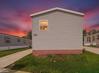 38045 Ducharme Dr, Clinton Township, MI 48038