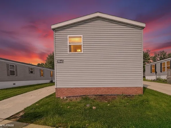 38045 Ducharme Dr, Clinton Township, MI 48038